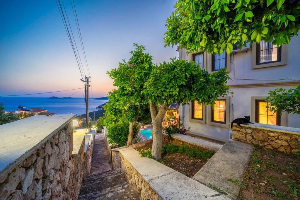 Azure Apartment With Sea View In Kalkan Exterior photo