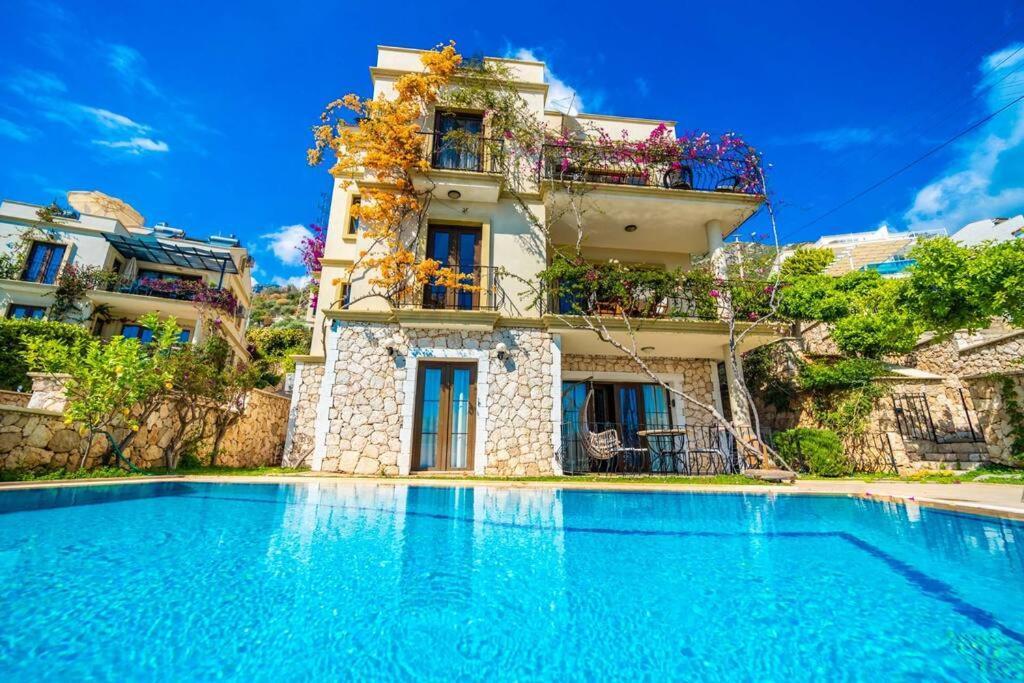 Azure Apartment With Sea View In Kalkan Exterior photo