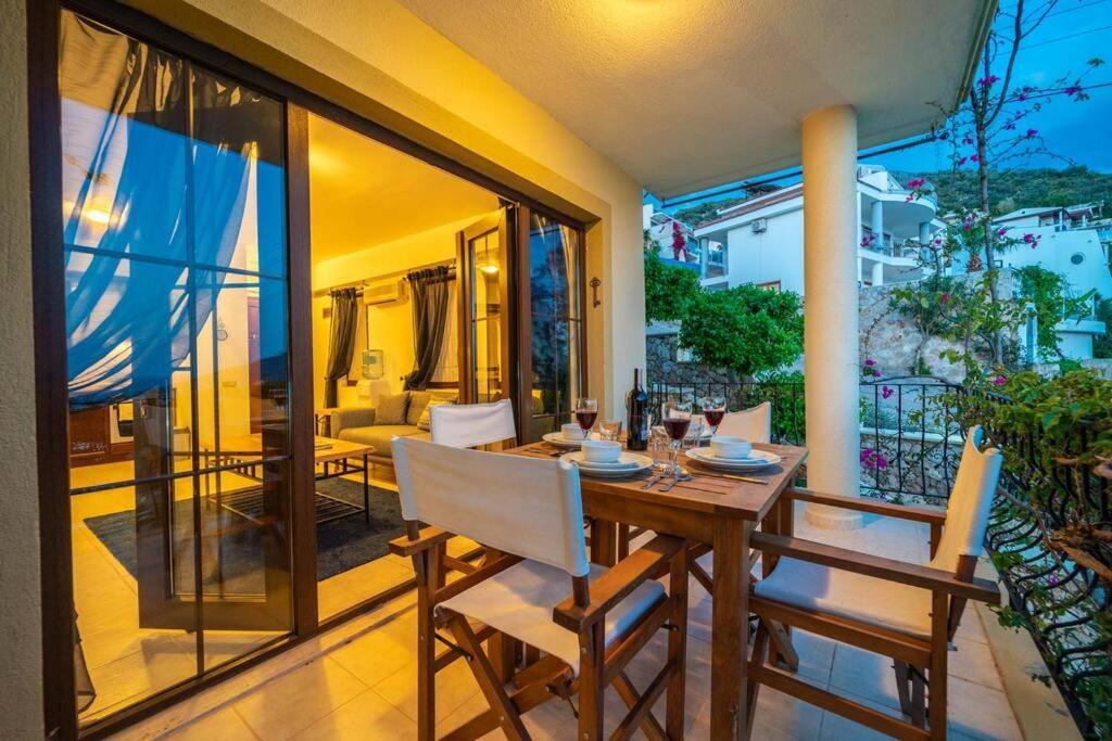 Azure Apartment With Sea View In Kalkan Exterior photo