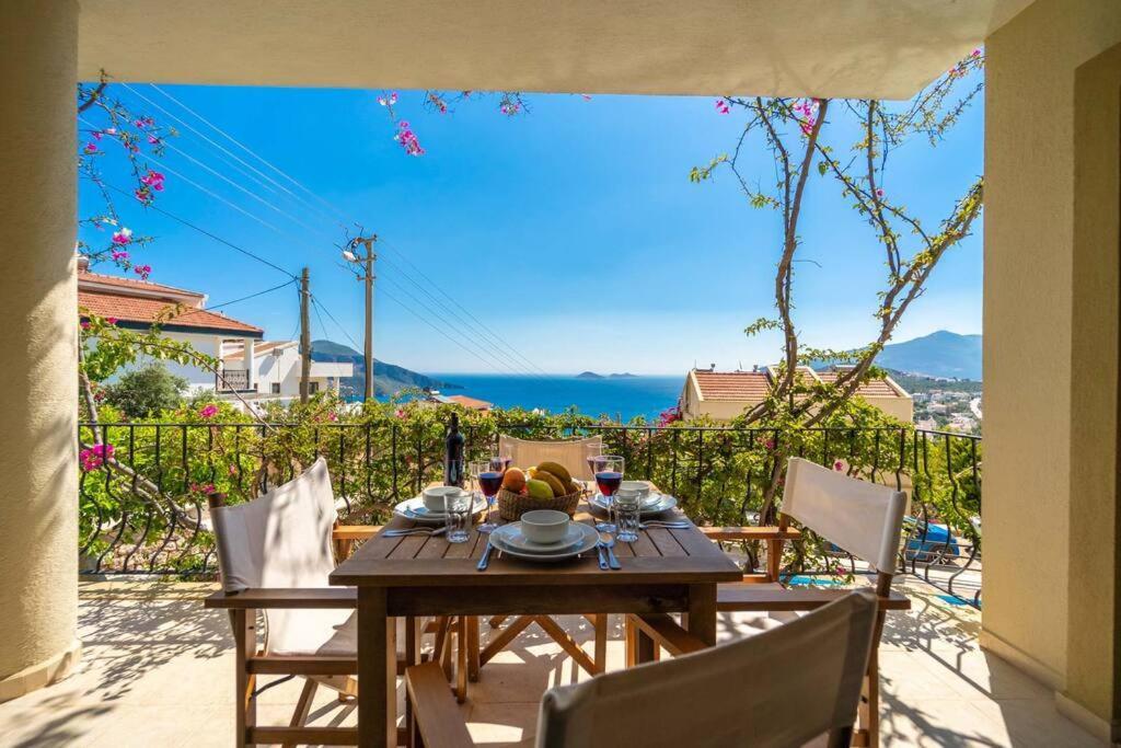 Azure Apartment With Sea View In Kalkan Exterior photo