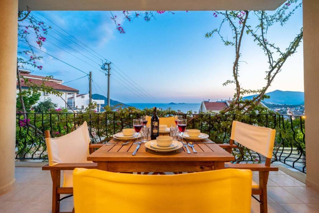 Azure Apartment With Sea View In Kalkan Exterior photo